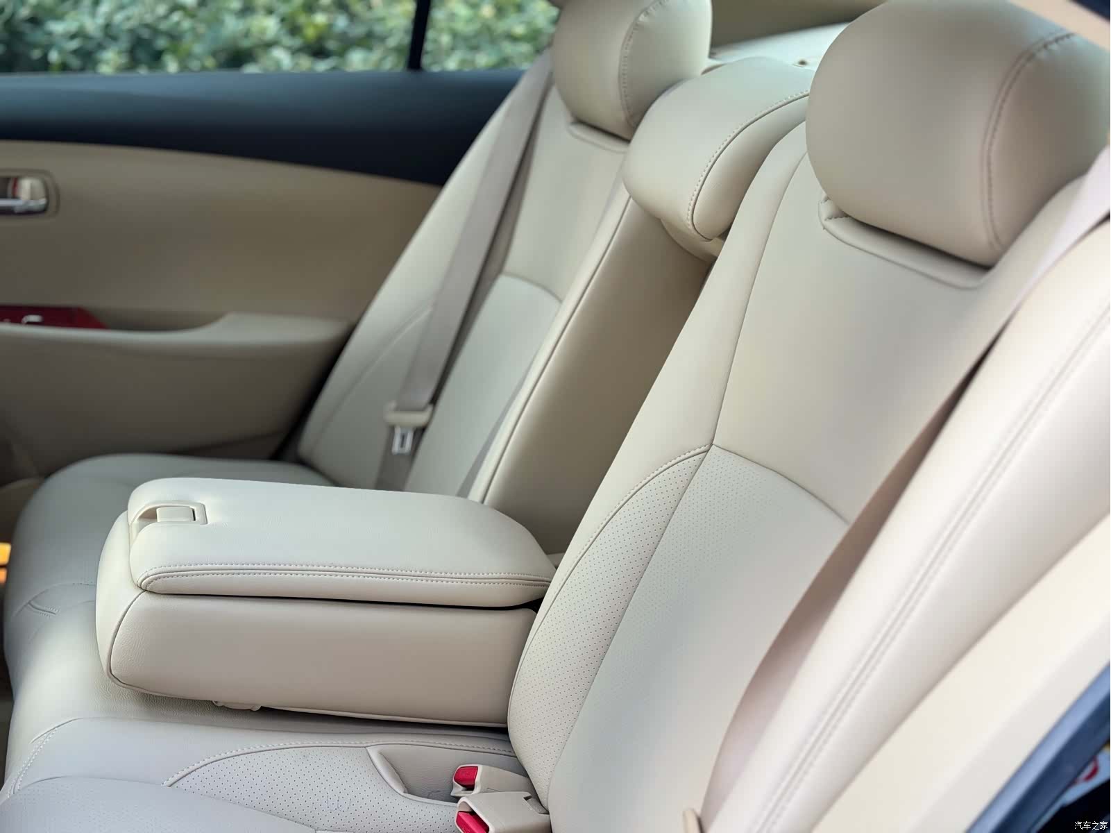 Lexus ES, 2009 27