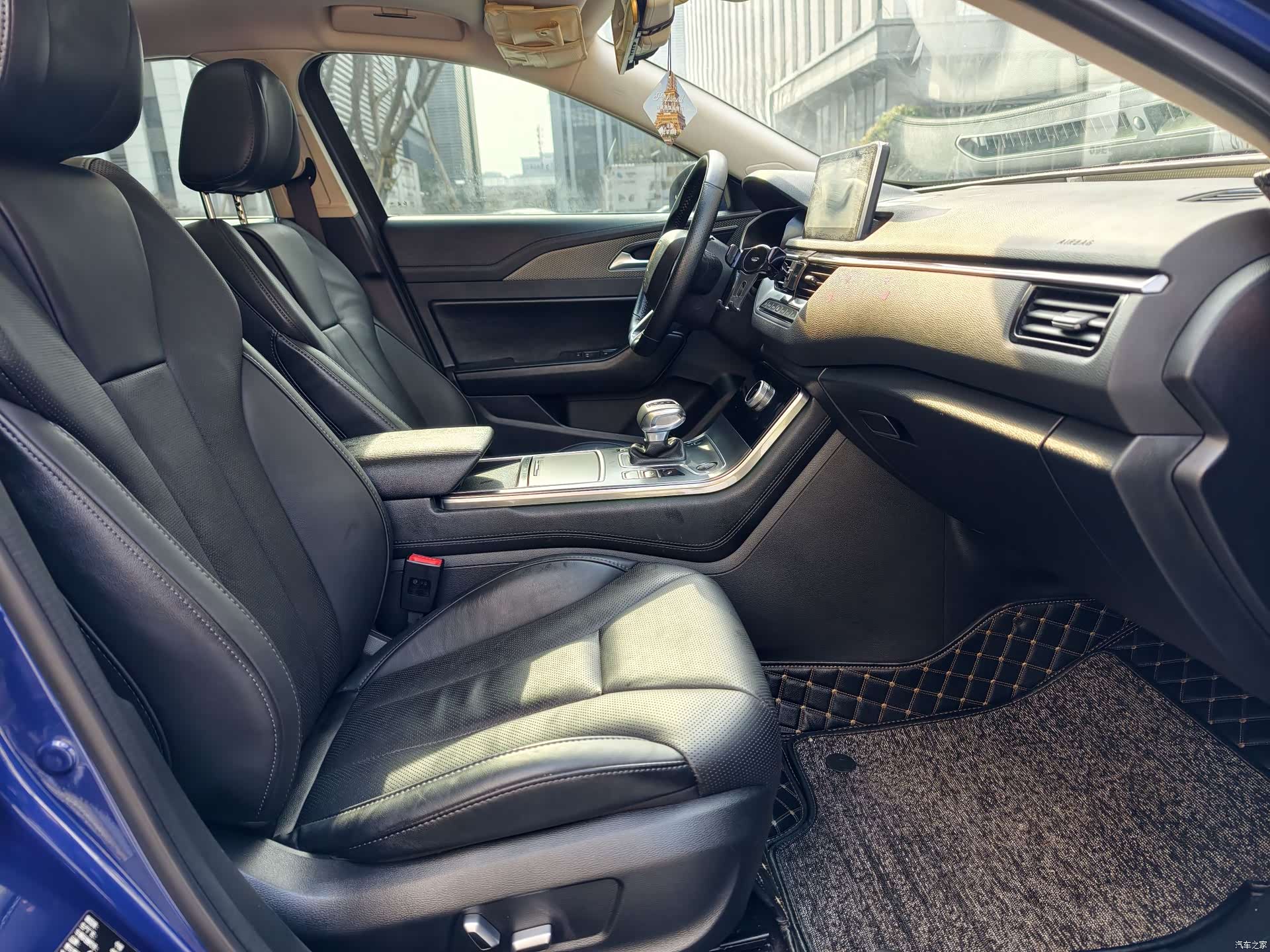 Hongqi H5, 2022 14