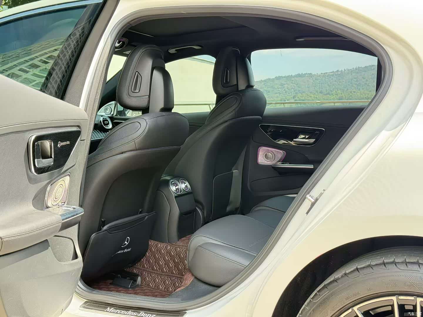 Mercedes-Benz C-Class, 2023 20