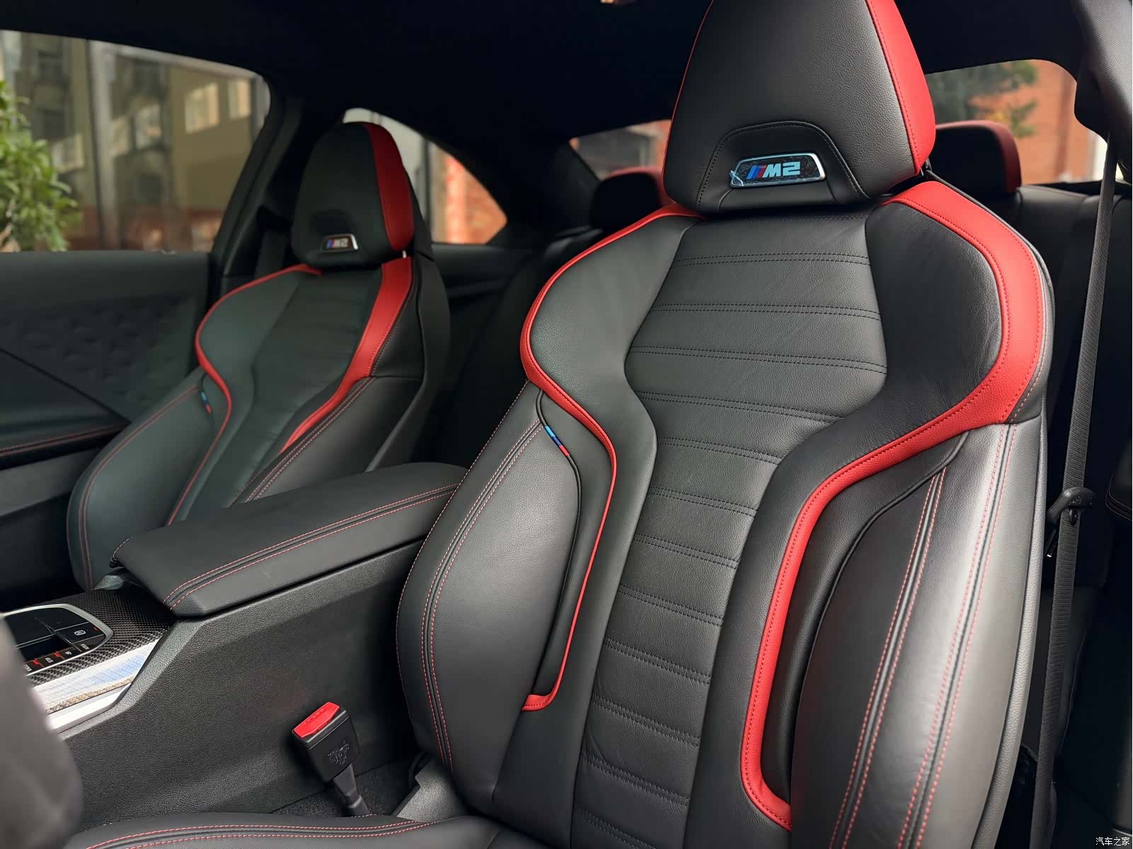 BMW M2, 2025 8