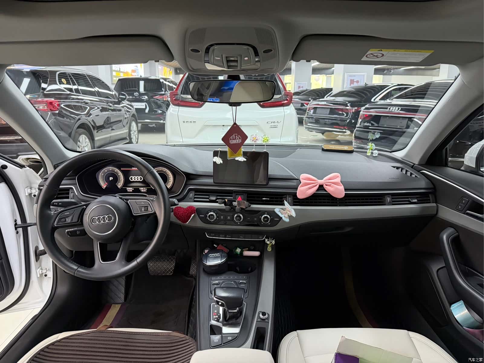 Audi A4L, 2018 7