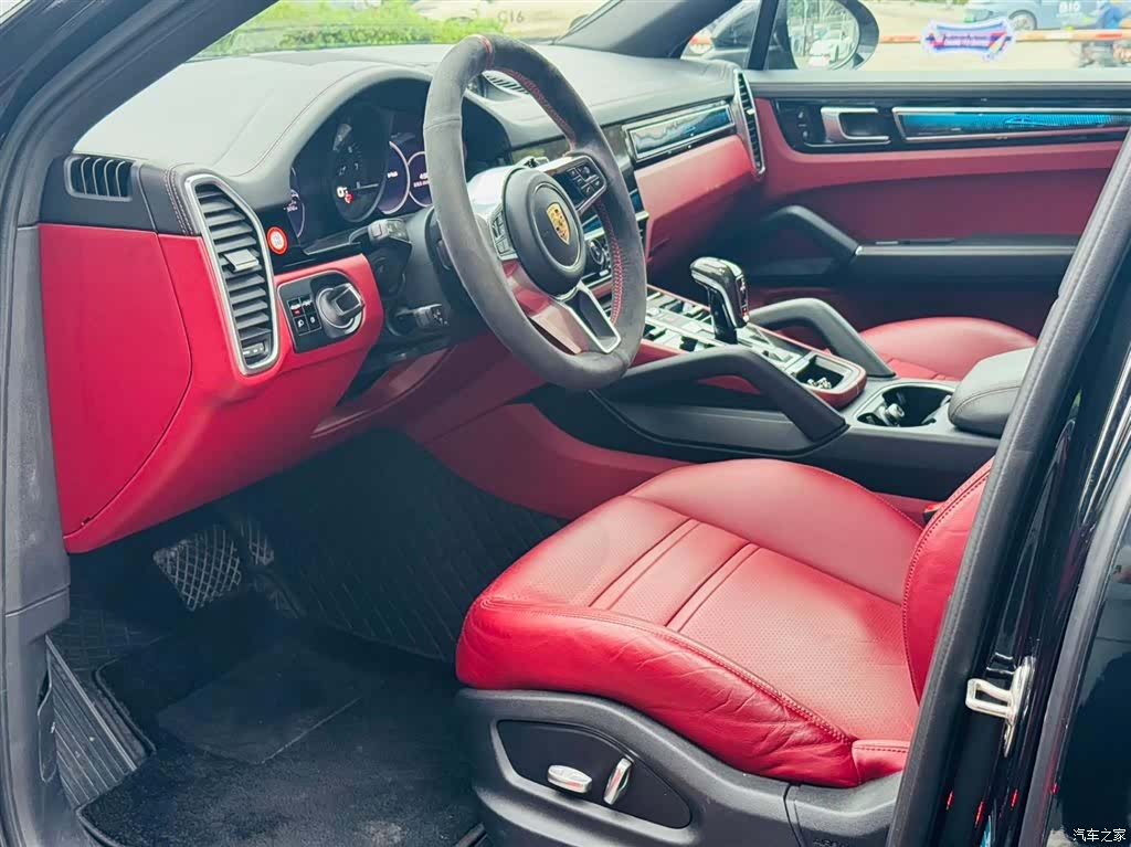 Porsche Cayenne, 2020 12