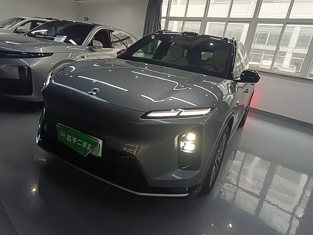 NIO ES6