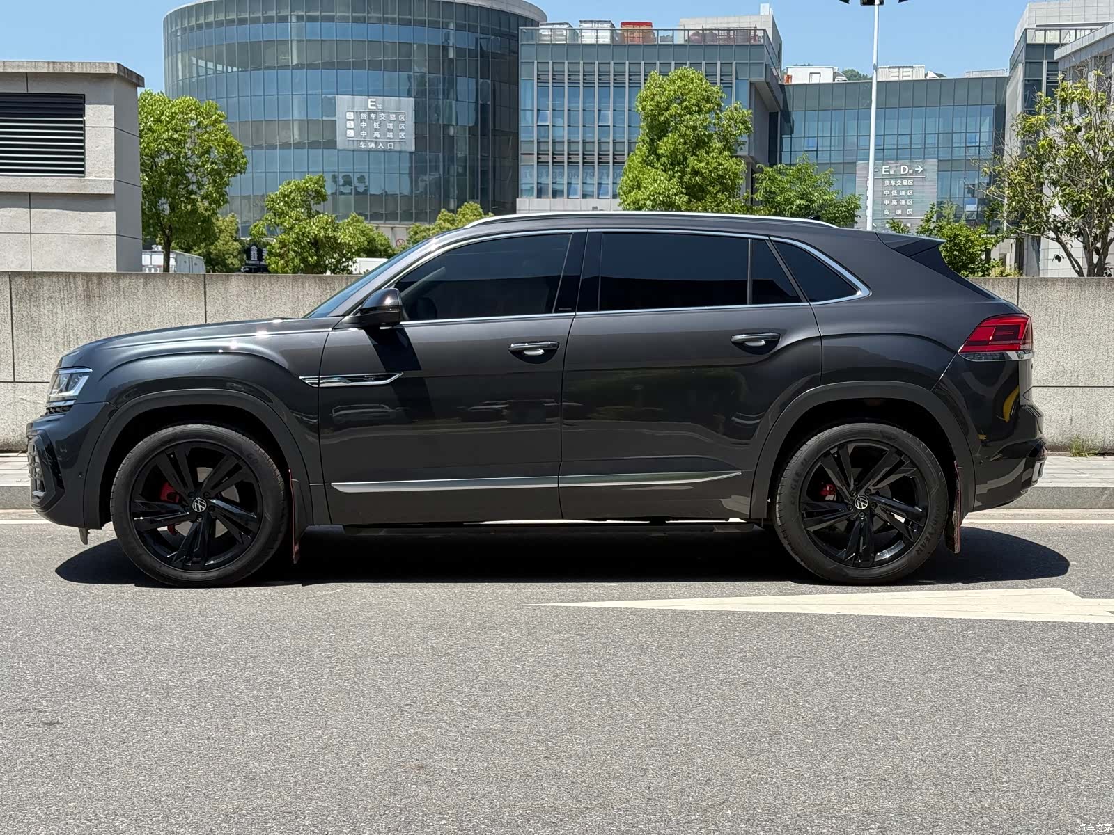 Volkswagen Teramont X, 2023 7