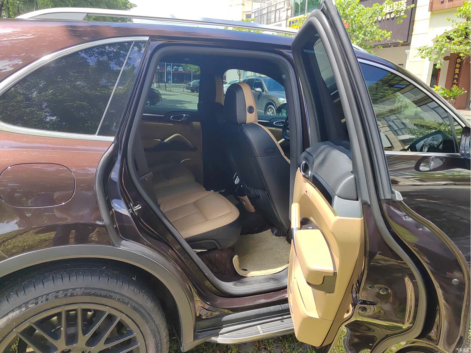 Porsche Cayenne, 2015 7