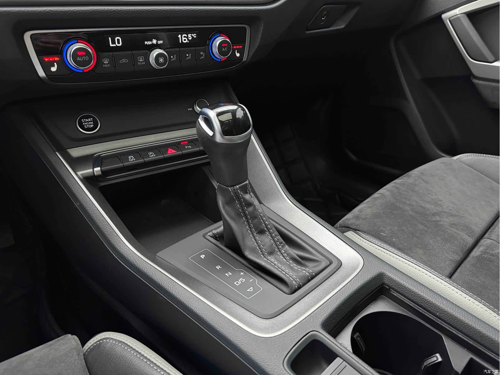 Audi Q3, 2021 13