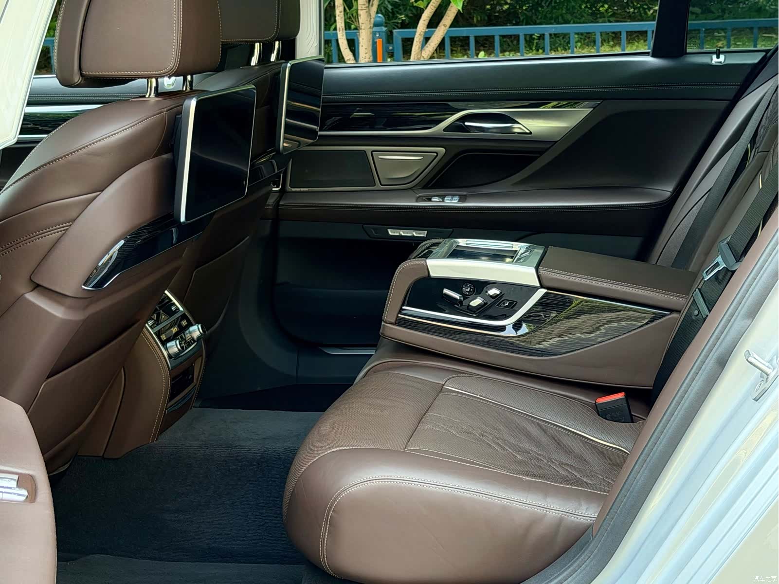 BMW 7 Series, 2017 10