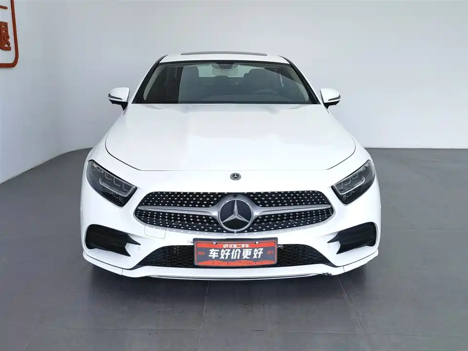 Mercedes-Benz CLS Mercedes-Benz CLS