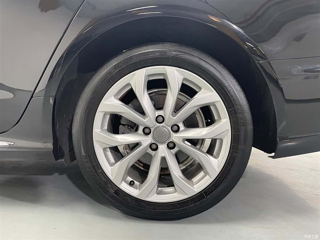 Audi A6L, 2017 13