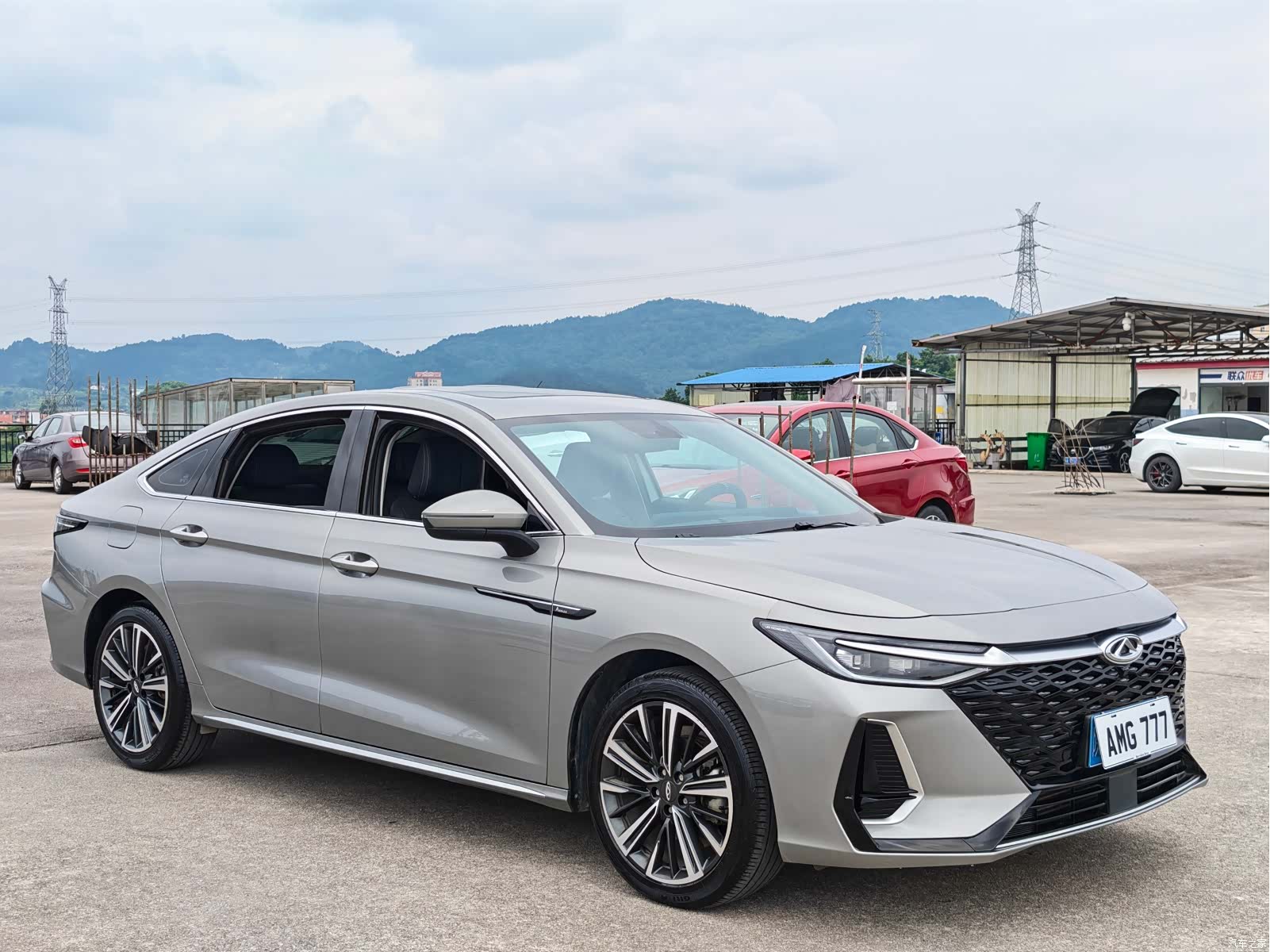 Chery Arrizo 8, 2023 3