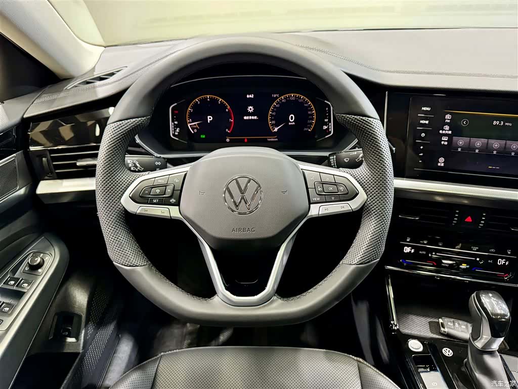 Volkswagen Passat, 2025 23