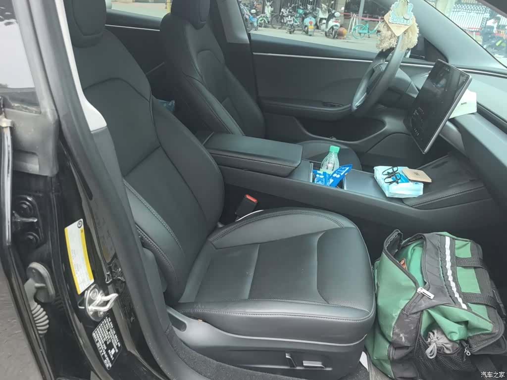 Tesla Model 3, 2023 20