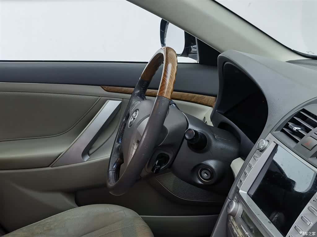 Toyota Camry, 2011 22