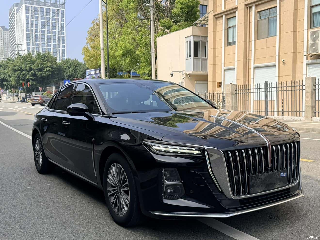 Hongqi H5, 2024 3