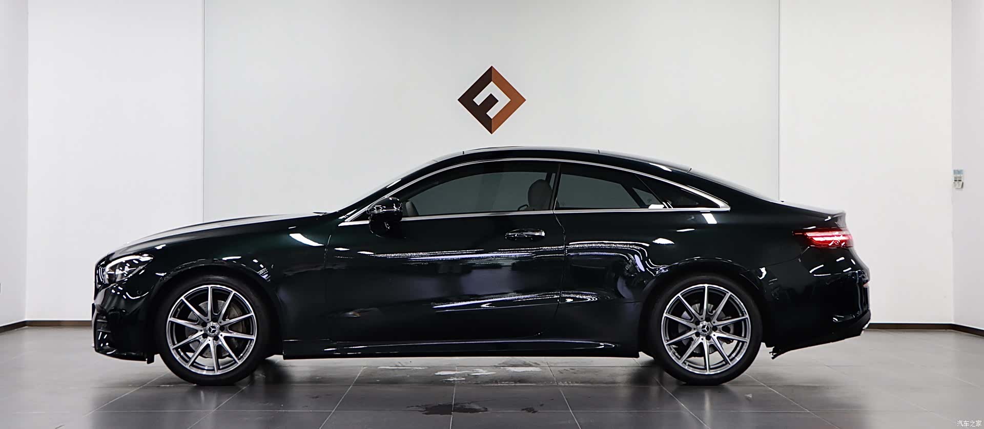 Mercedes-Benz E-Class, 2023 7