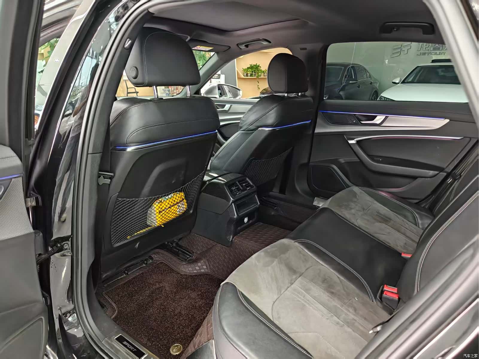 Audi A6L, 2022 все фото