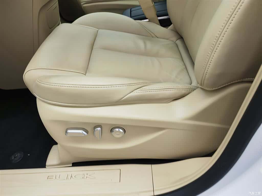 Buick GL8, 2022 20