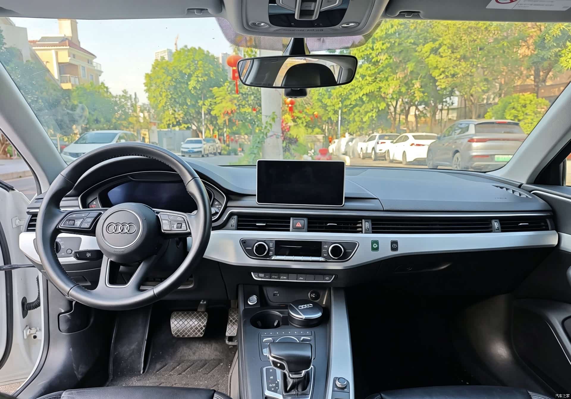 Audi A4L, 2018 9
