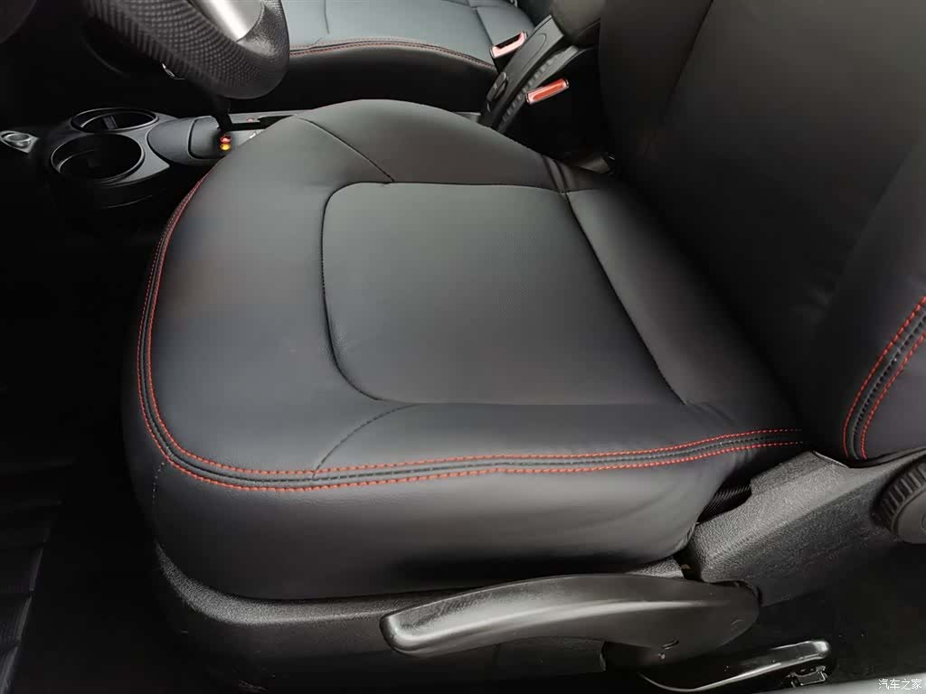 Volkswagen 1.6, 2011 20