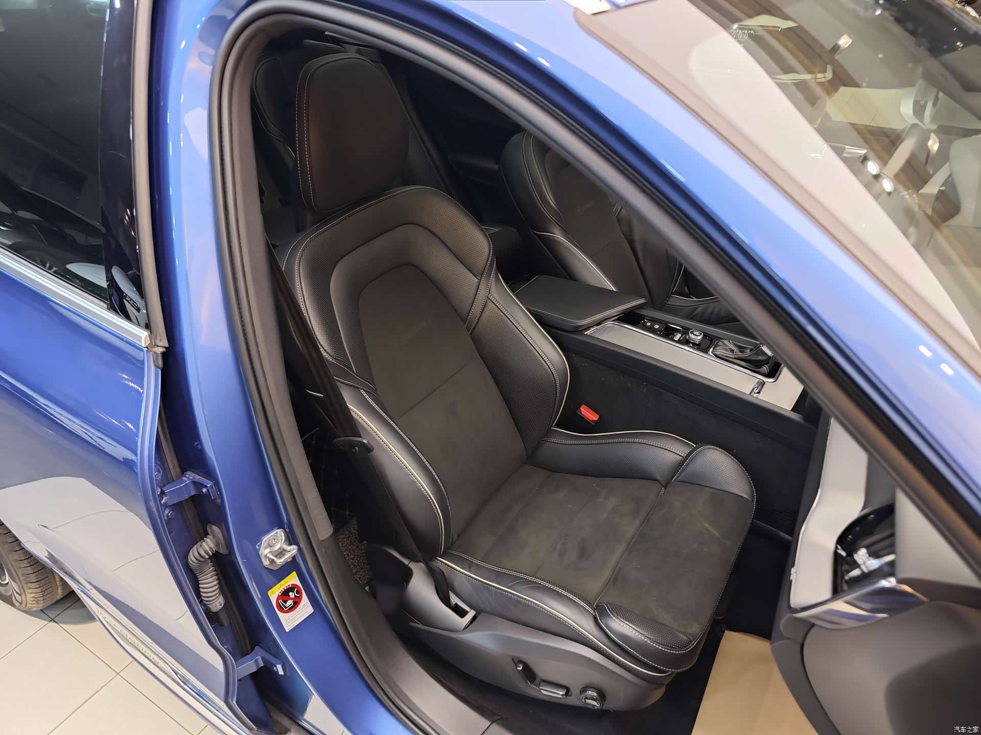 Volvo XC60, 2018 33