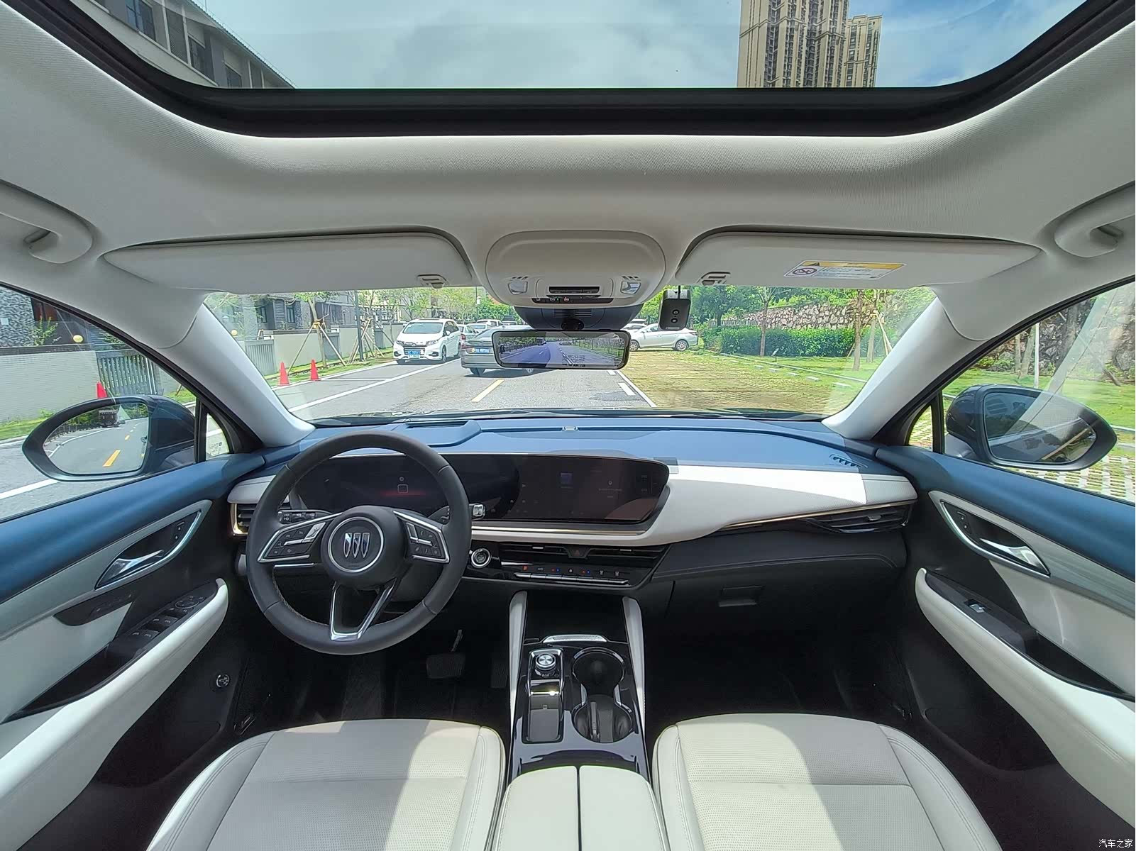 Buick Envision Plus, 2025 10