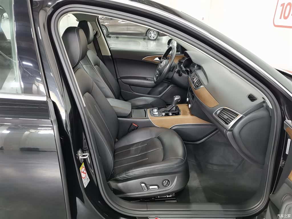 Audi A6L, 2018 23