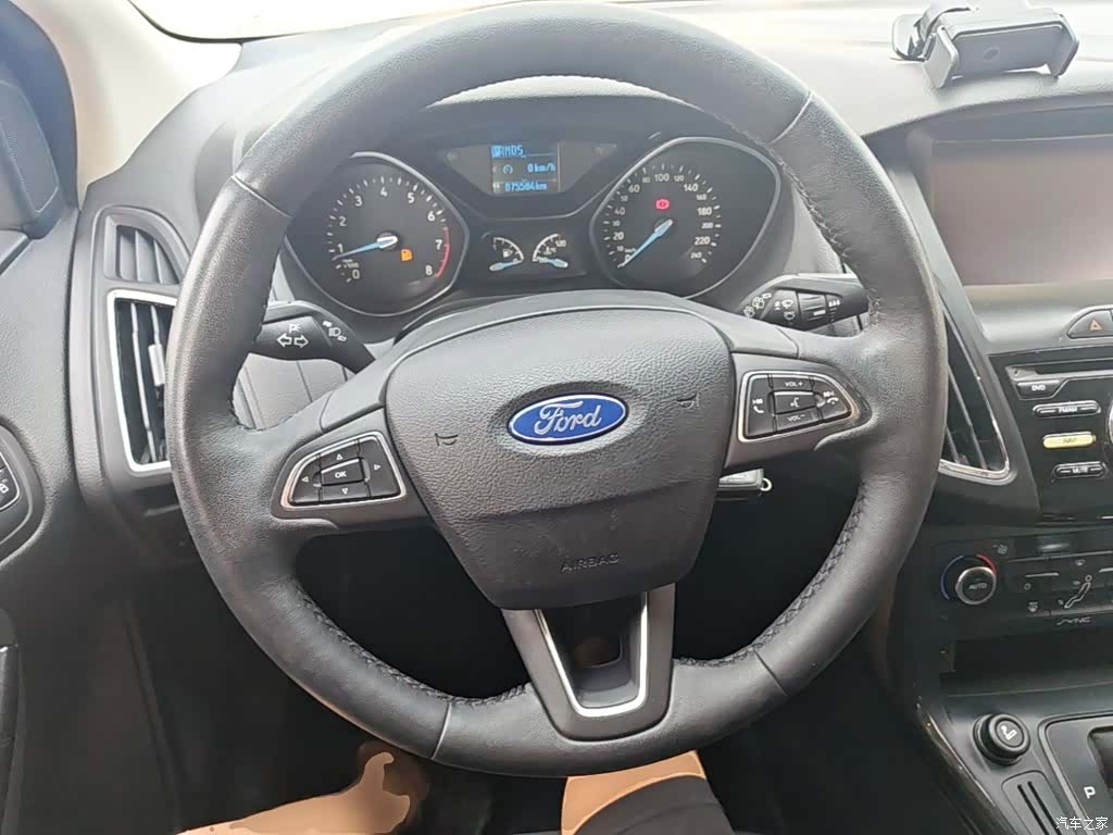 Ford Focus, 2016 11