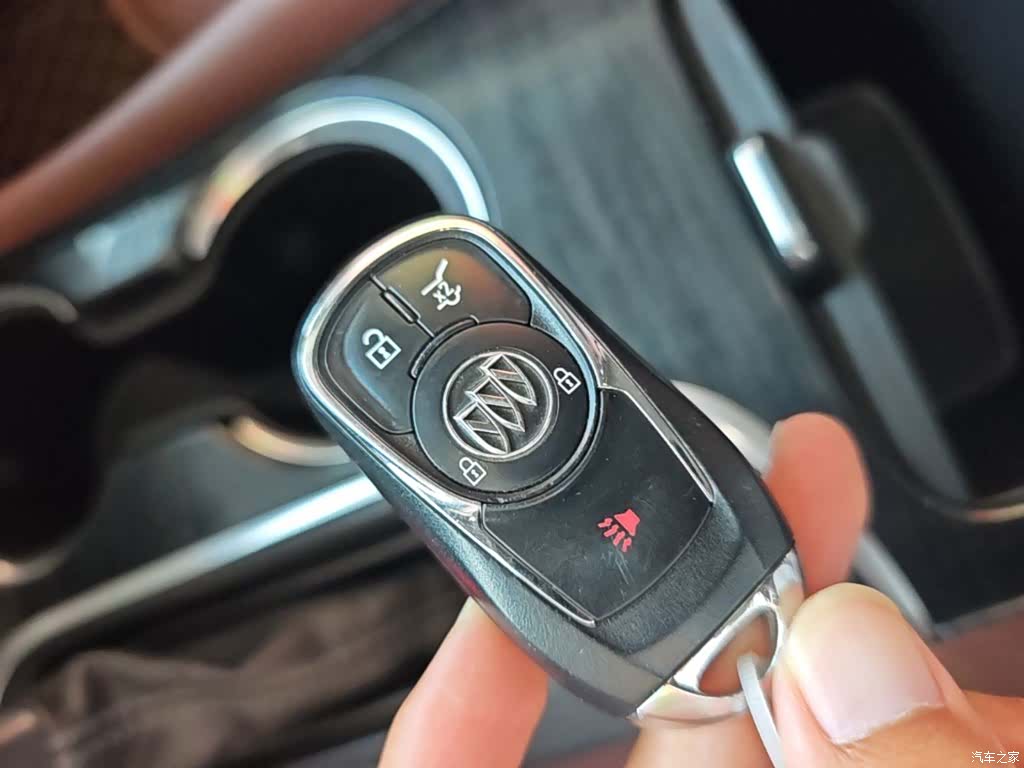 Buick Envision Plus, 2019 17