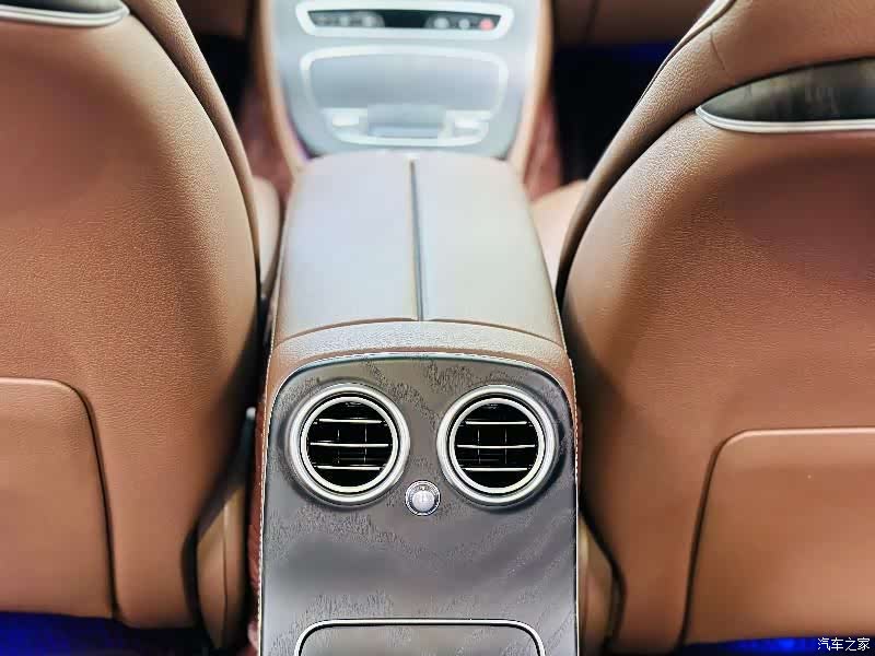 Mercedes-Benz E-Class, 2019 8