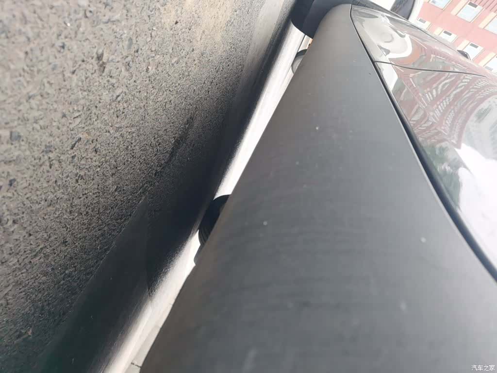 Tesla Model Y, 2023 18