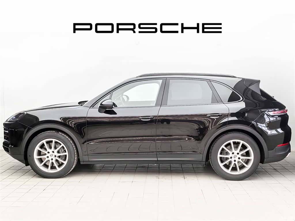 Porsche Cayenne, 2025 6