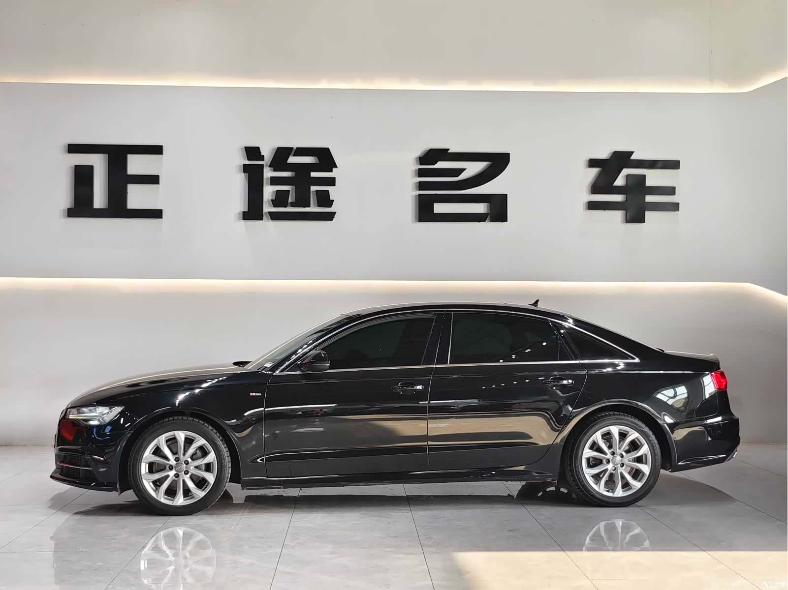 Audi A6L, 2019 3
