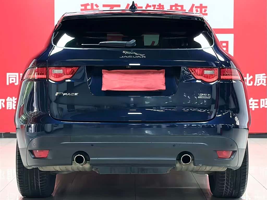 Jaguar F-PACE, 2020 все фото