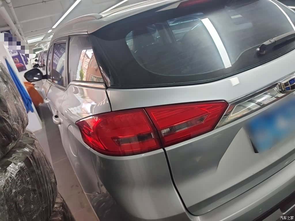 Geely Boyue, 2017 все фото