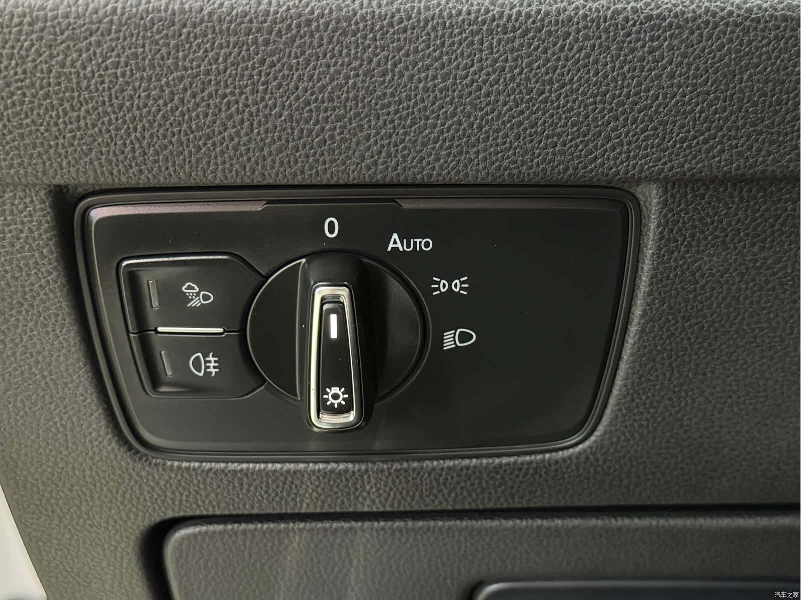 Volkswagen CC, 2019 11