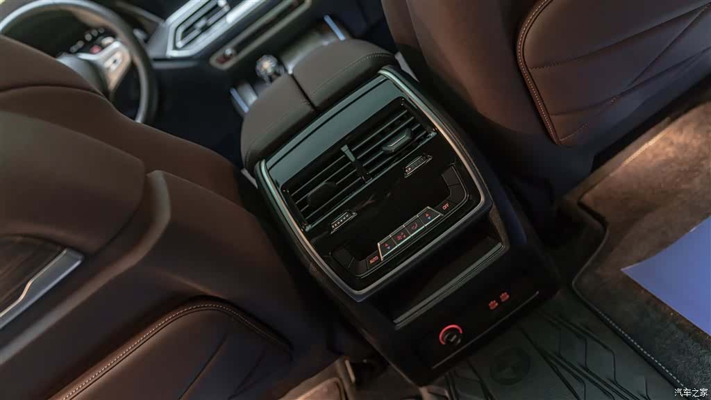 BMW X5, 2023 29