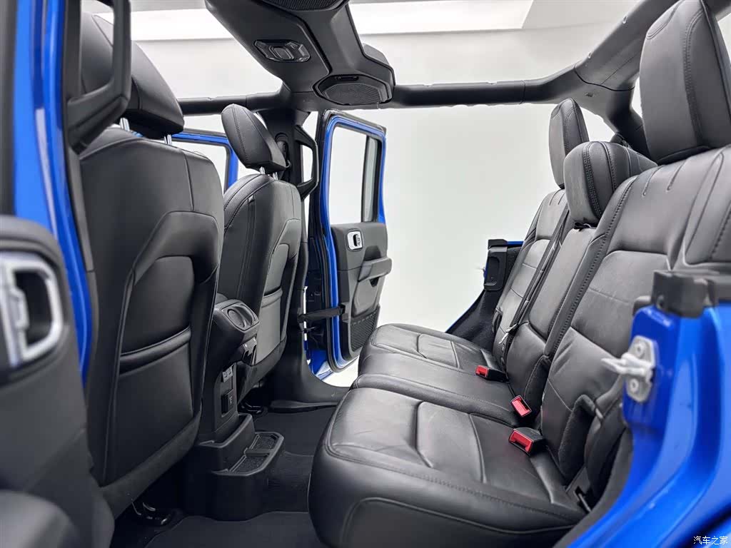 Jeep Wrangler, 2023 27