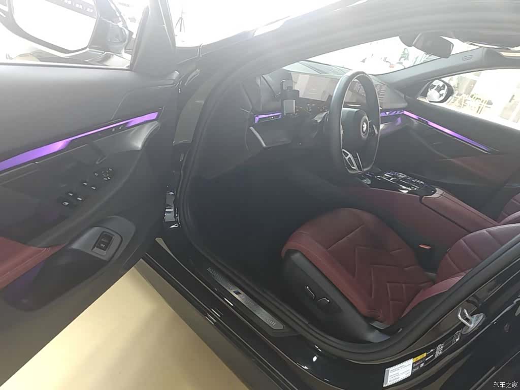 BMW i5, 2025 16