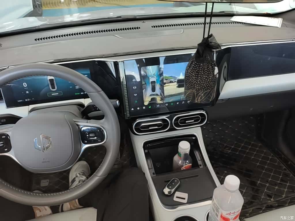 Leapmotor C01, 2023 10