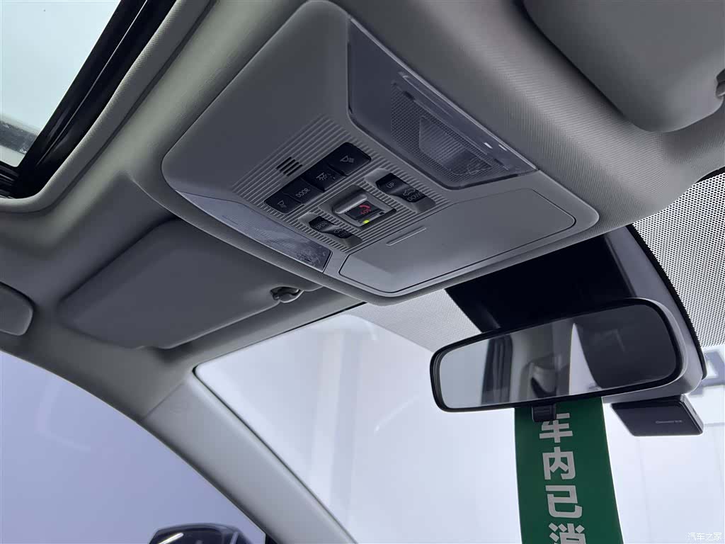 Toyota RAV4, 2022 24