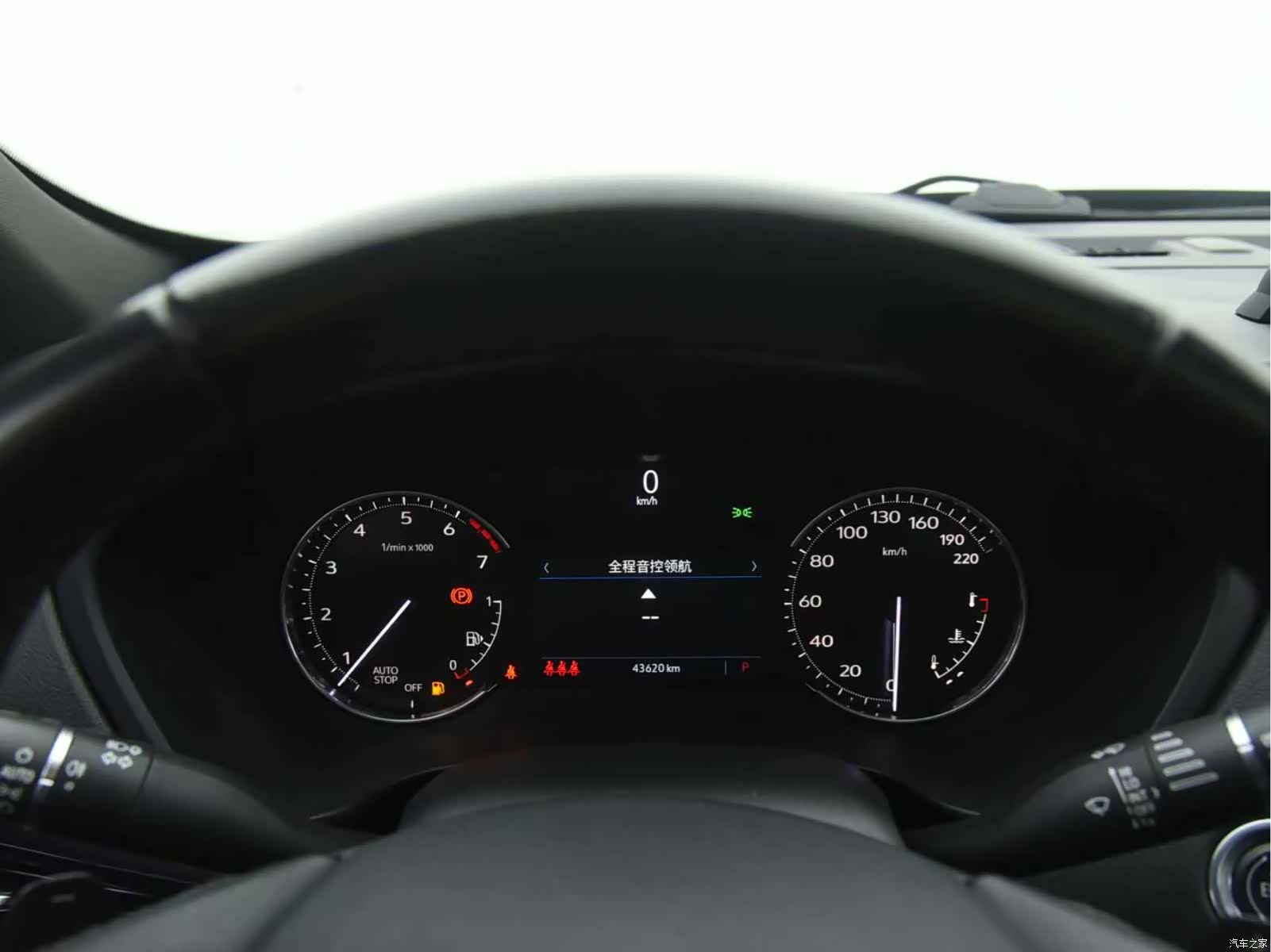 Cadillac XT4, 2021 9
