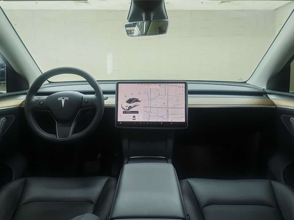 Tesla Model Y Tesla Model Y