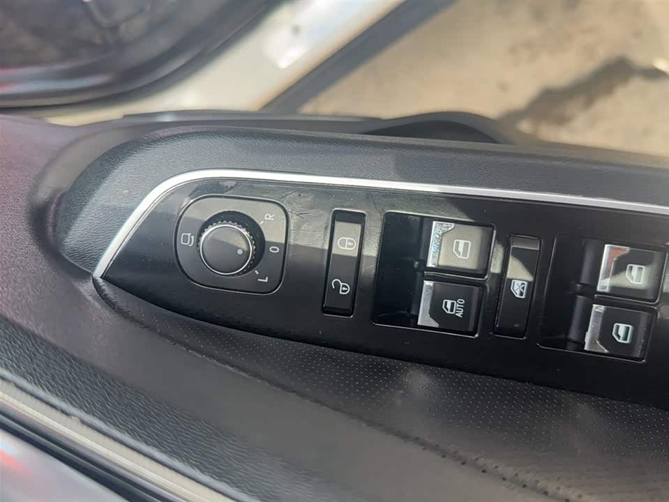 BAIC Shenbao X55