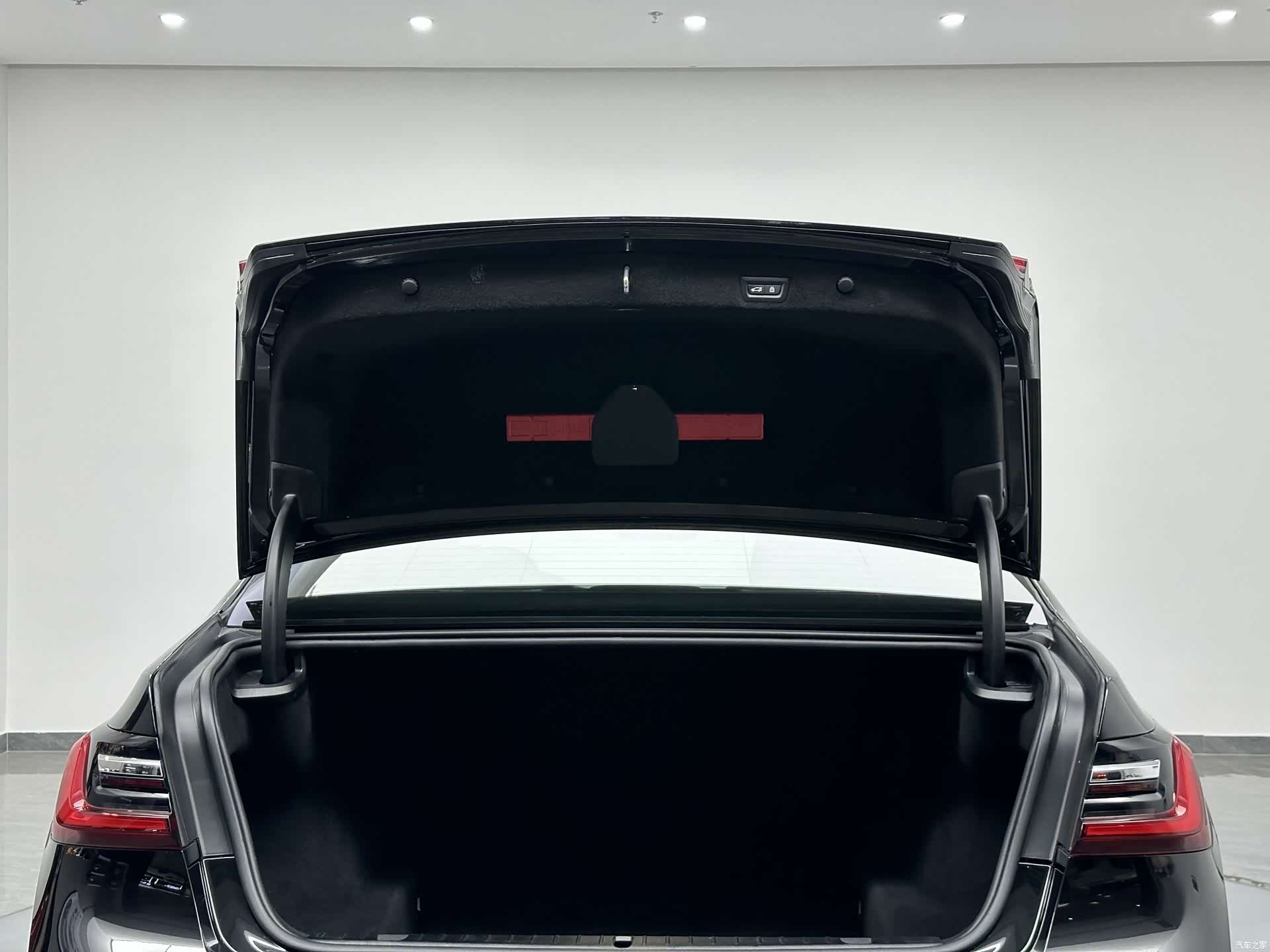 BMW 7 Series, 2020 26
