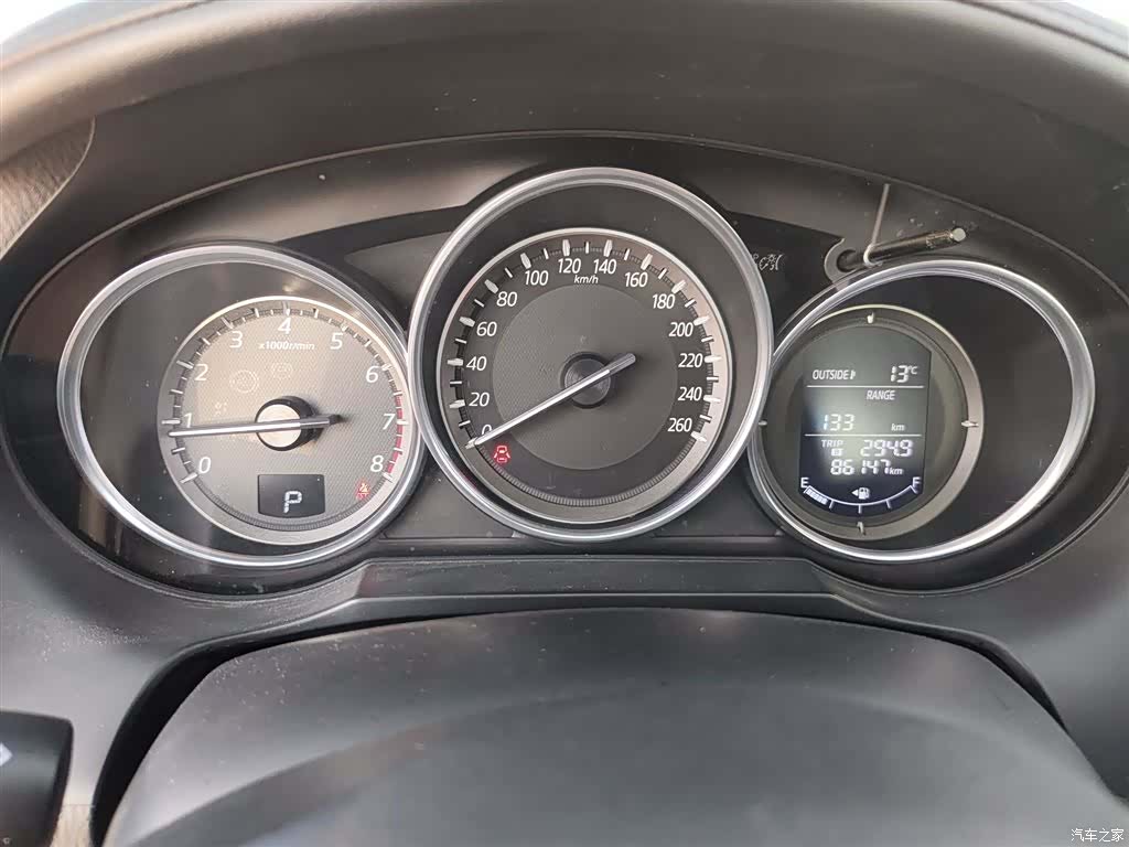 Mazda Atenza, 2017 11