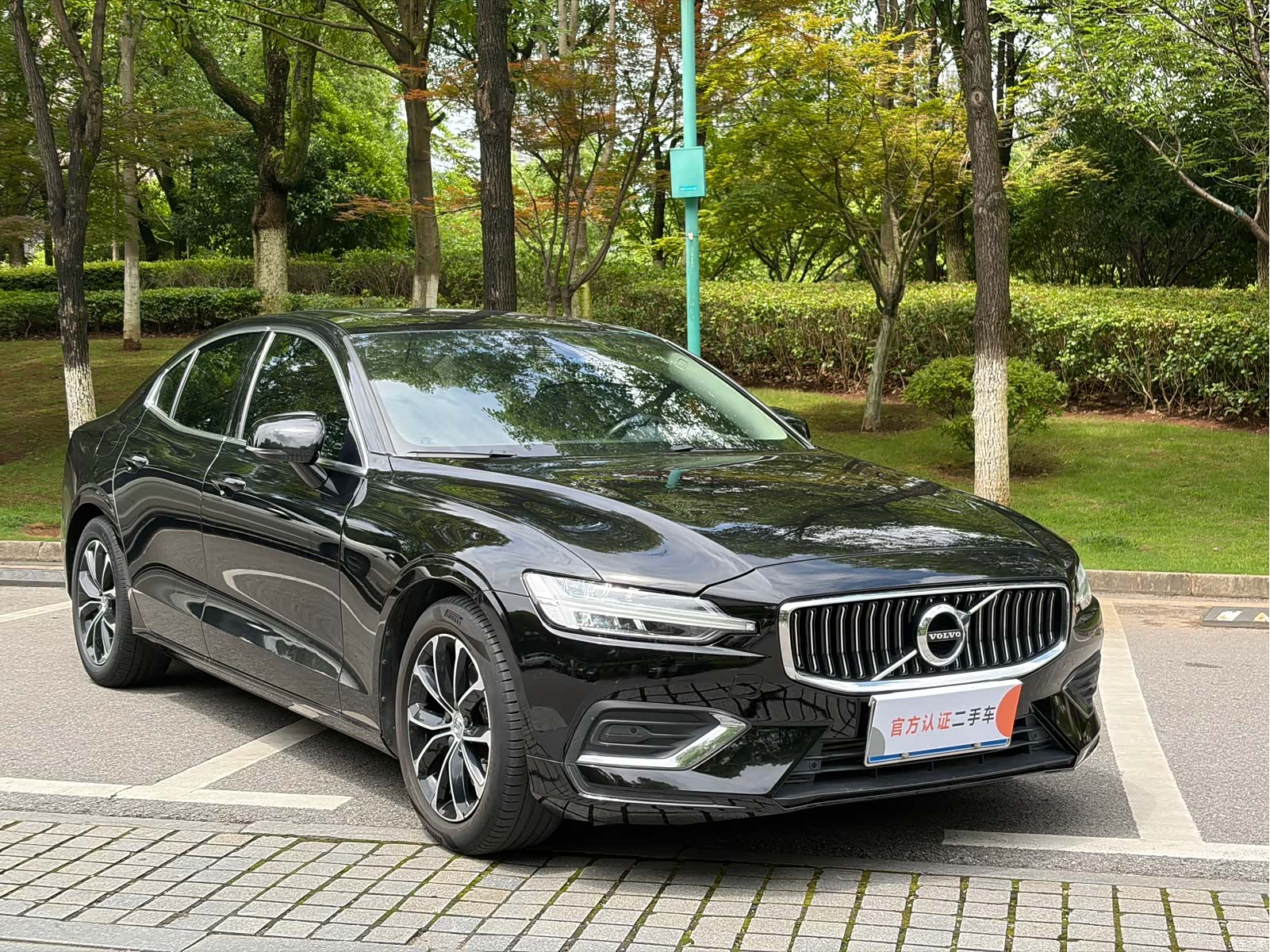Volvo S60, 2021 3
