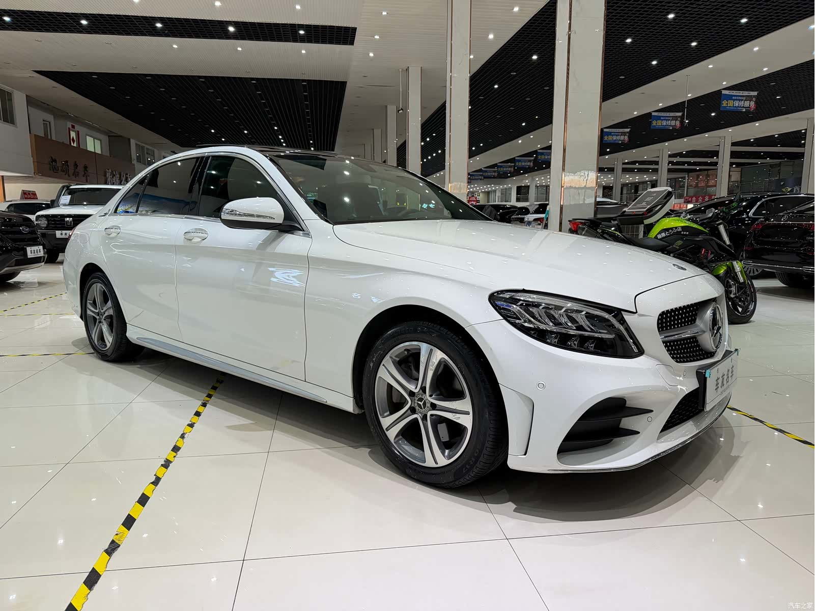 Mercedes-Benz C-Class, 2019 4