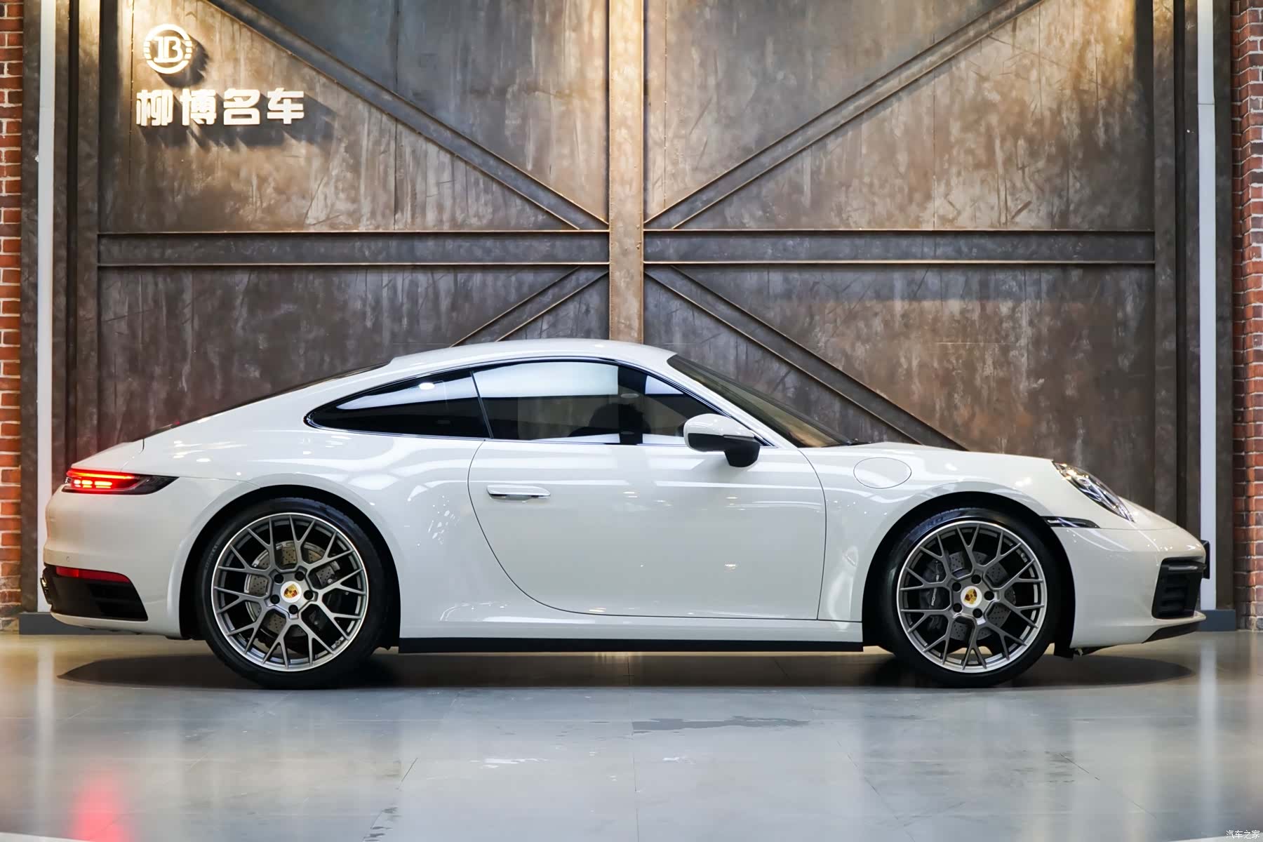 Porsche 911, 2021 18