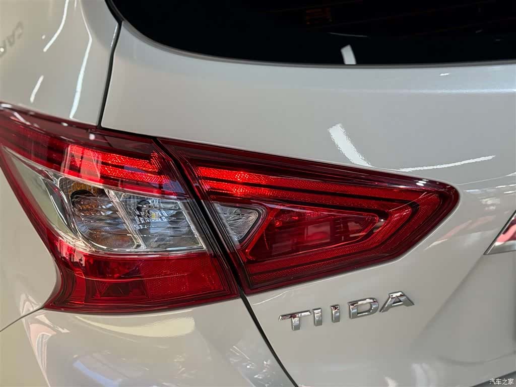 Nissan Tiida, 2022 9