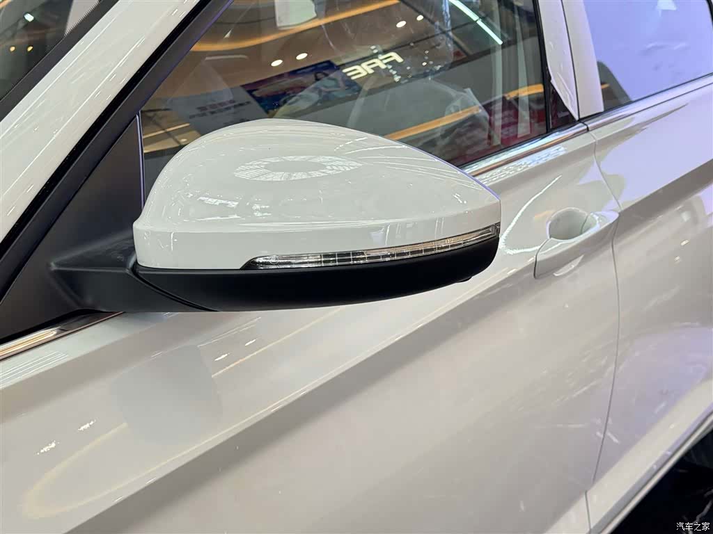 Volkswagen Sagitar, 2025 8